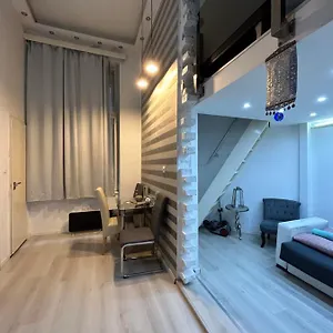 Apartment Roland Downtown - Akacfa, Budapest