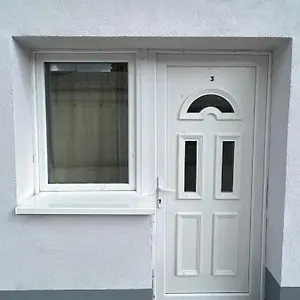 Apartment Jo Minosegu Lakasok Kivalo Kozlekedes Mellett, Budapest
